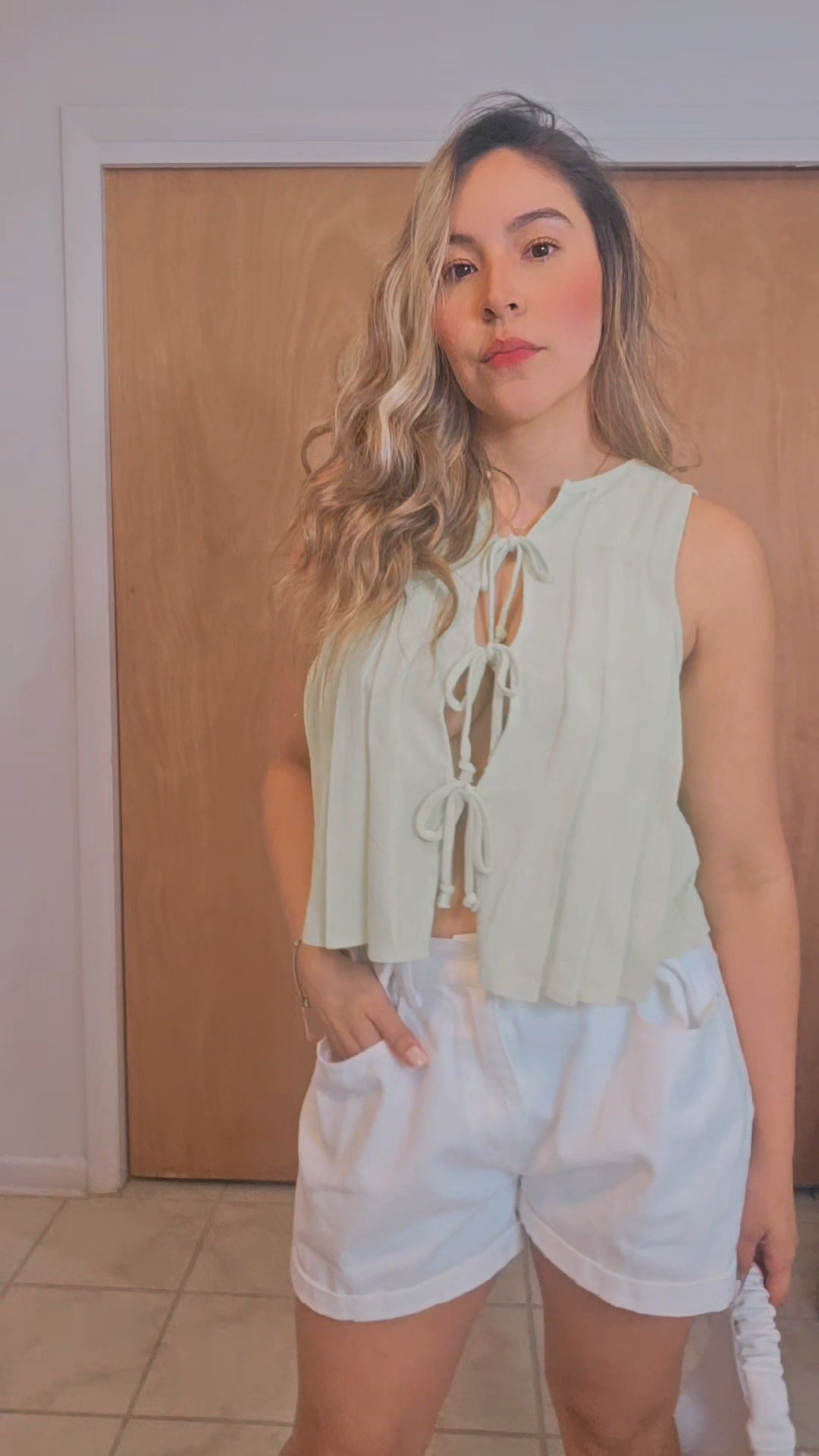 front tie pleated top - Lime