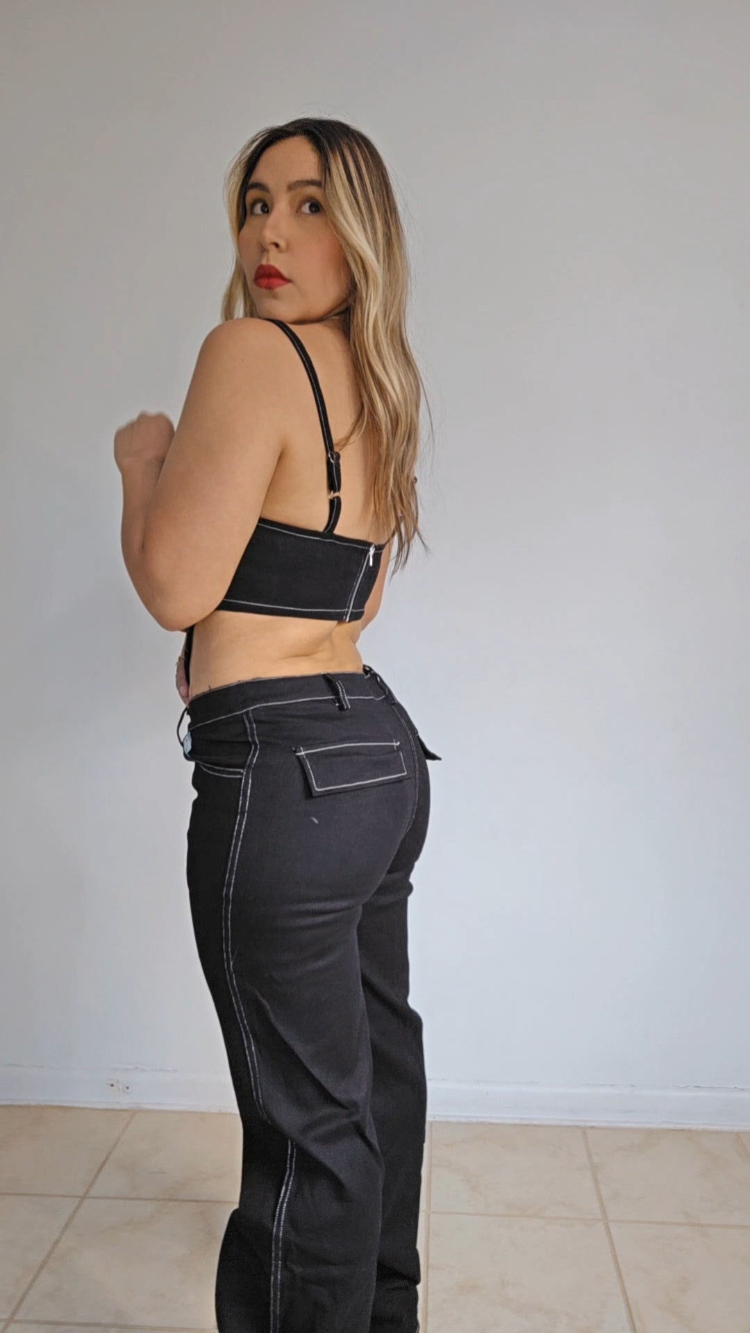 SET Contrast bodysuit and straight pants