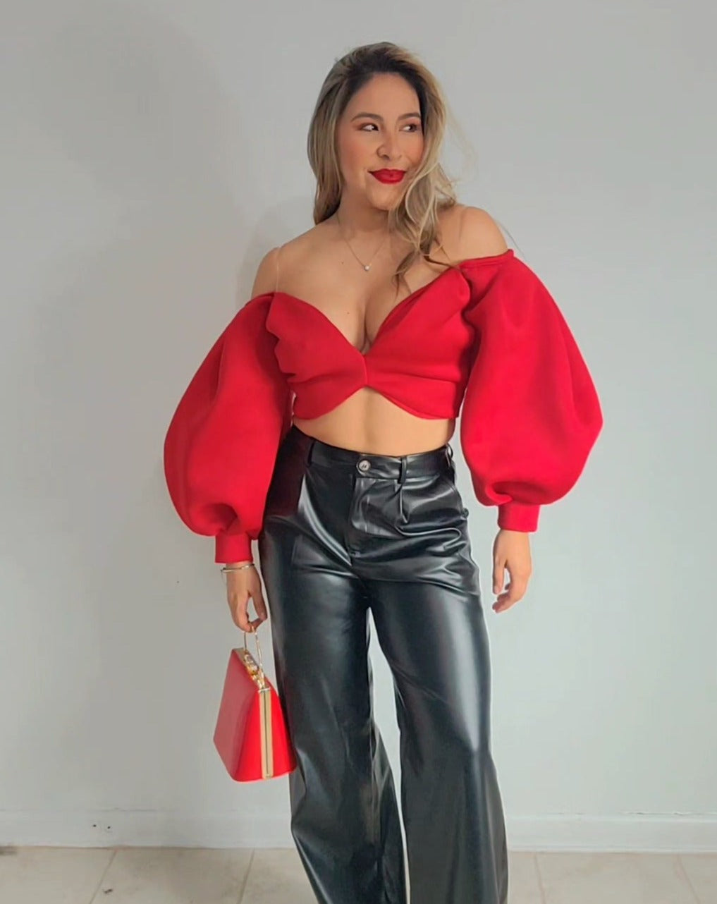 PUFFY SLEEVE CROP TOP - RED