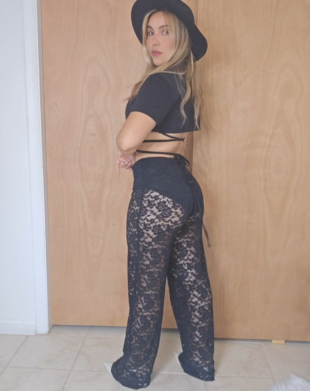 Lace trouser- Black